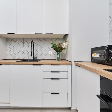 Nowa Manufaktura Apartment Wroclaw Krzyki By Noclegi Renters Esterno foto