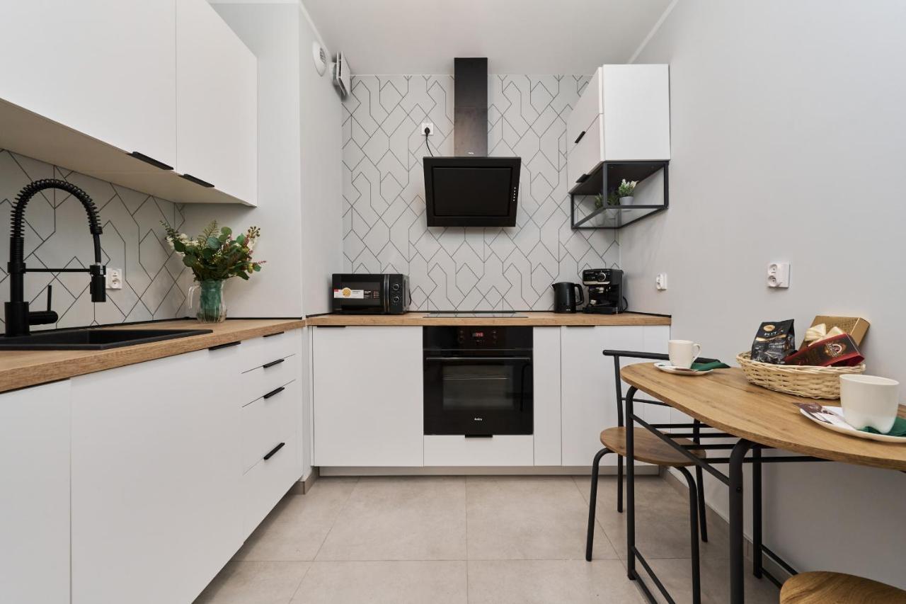 Nowa Manufaktura Apartment Wroclaw Krzyki By Noclegi Renters Esterno foto