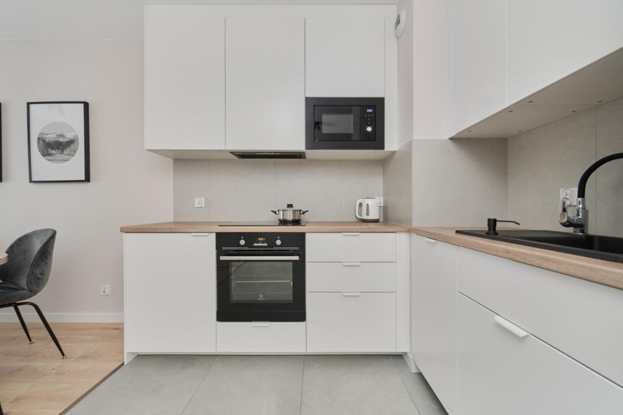 Nowa Manufaktura Apartment Wroclaw Krzyki By Noclegi Renters Esterno foto